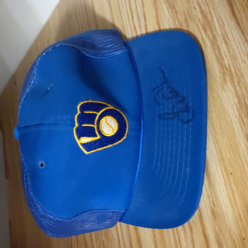 Vintage Brewers Trucker Snapback Cap signed by Gorman Thomas